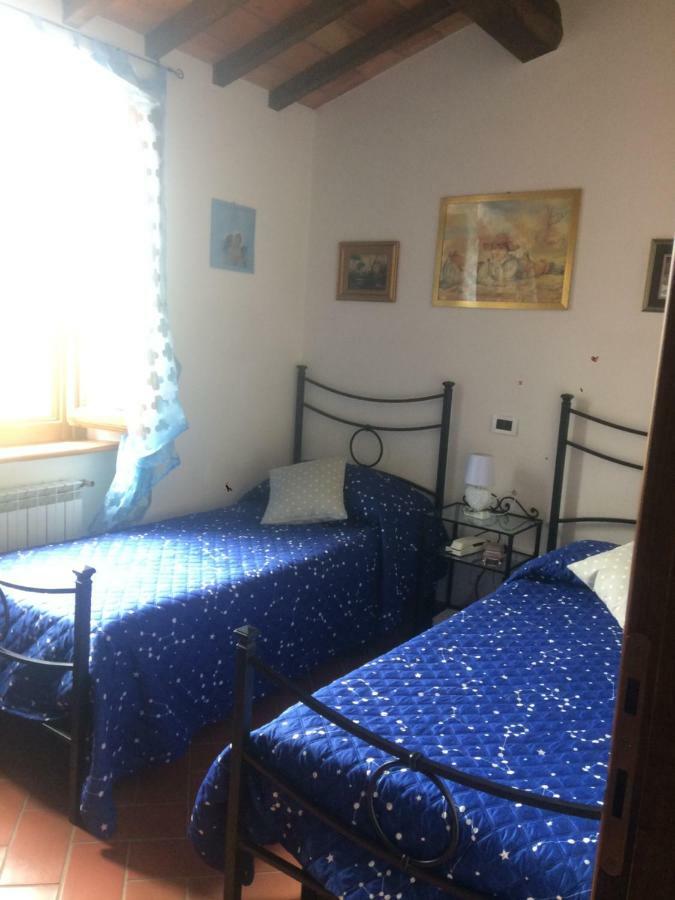 Casale Le Querciole Pensionat Castiglione dʼOrcia Exteriör bild